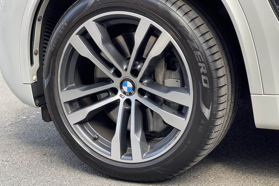 Продам BMW X5 M 50D 2016 года в Киеве
