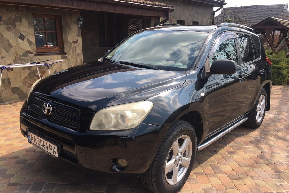 Продам Toyota Rav 4 2008 года в Киеве