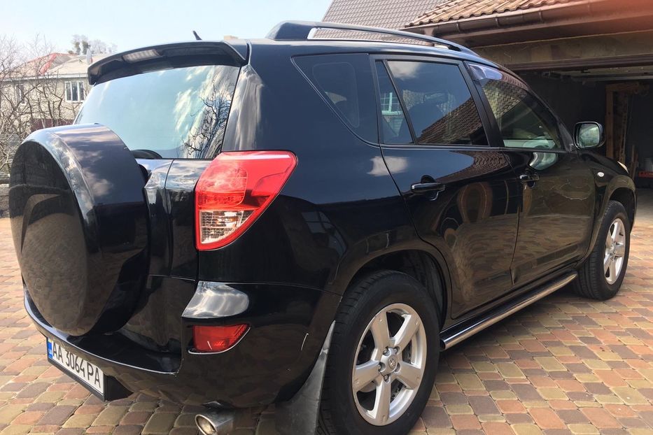 Продам Toyota Rav 4 2008 года в Киеве