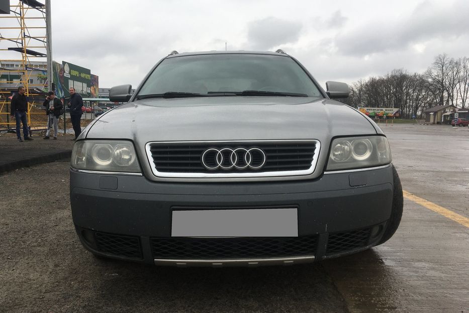 Продам Audi A6 Allroad 2002 года в Киеве