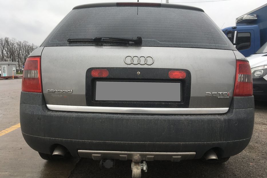 Продам Audi A6 Allroad 2002 года в Киеве