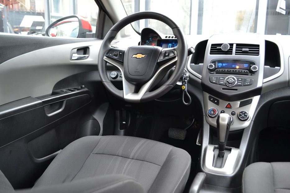 Продам Chevrolet Aveo 2012 года в Киеве