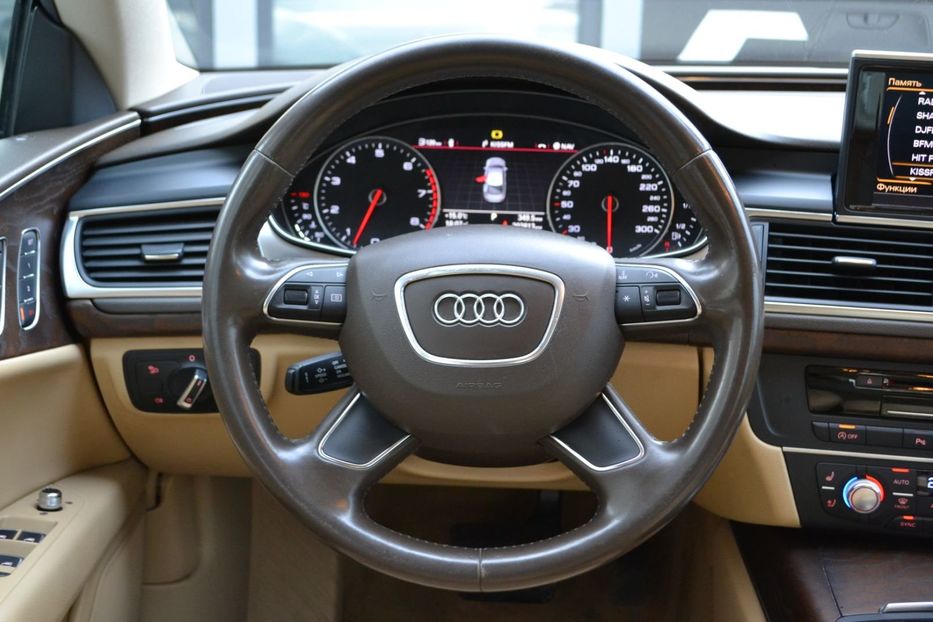 Продам Audi A7 2011 года в Киеве