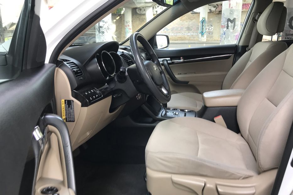 Продам Kia Sorento 4WD 2010 года в Одессе