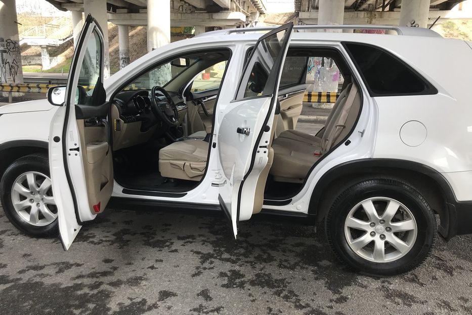 Продам Kia Sorento 4WD 2010 года в Одессе