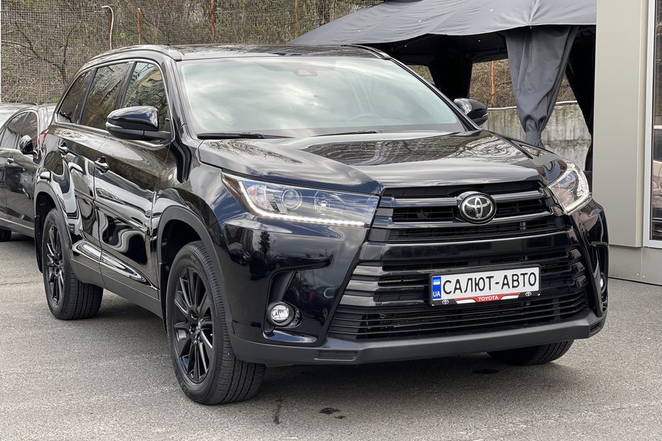 Продам Toyota Highlander SE AWD 2019 года в Киеве