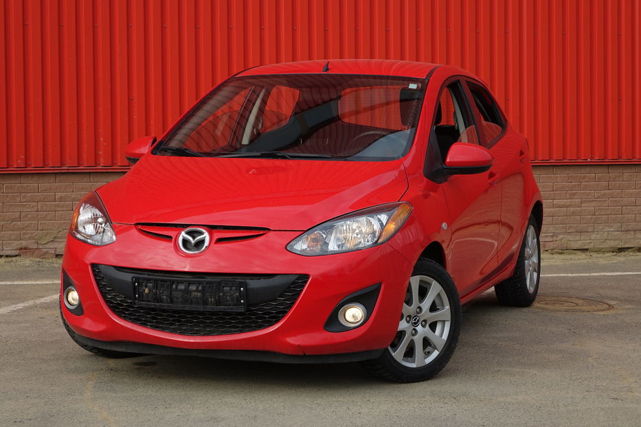 Продам Mazda 2 FULL 2013 года в Одессе