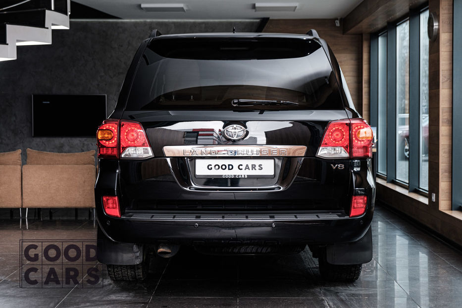 Продам Toyota Land Cruiser 200 Official  2014 года в Одессе