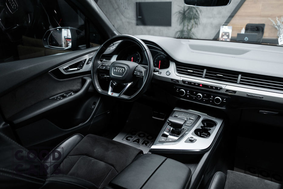 Продам Audi Q7 S-line 2016 года в Одессе