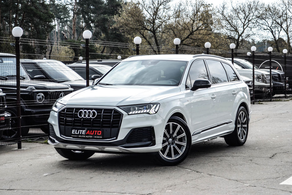 Продам Audi Q7 S-Line  2021 года в Киеве