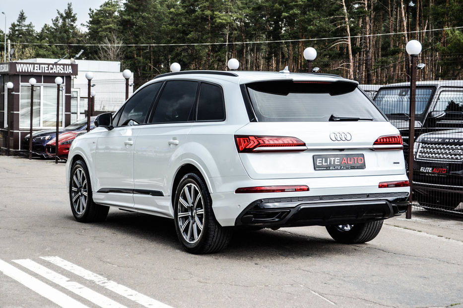 Продам Audi Q7 S-Line  2021 года в Киеве