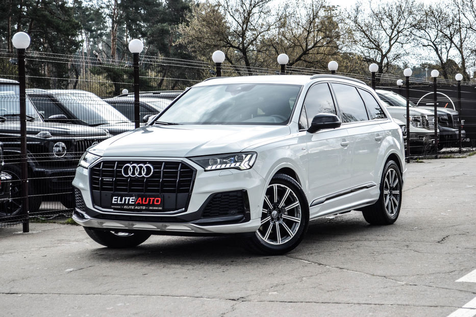 Продам Audi Q7 S-Line  2021 года в Киеве