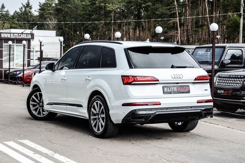 Продам Audi Q7 S-Line  2021 года в Киеве