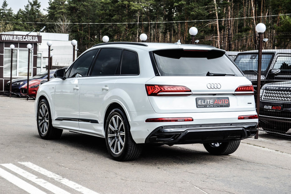 Продам Audi Q7 S-Line  2021 года в Киеве