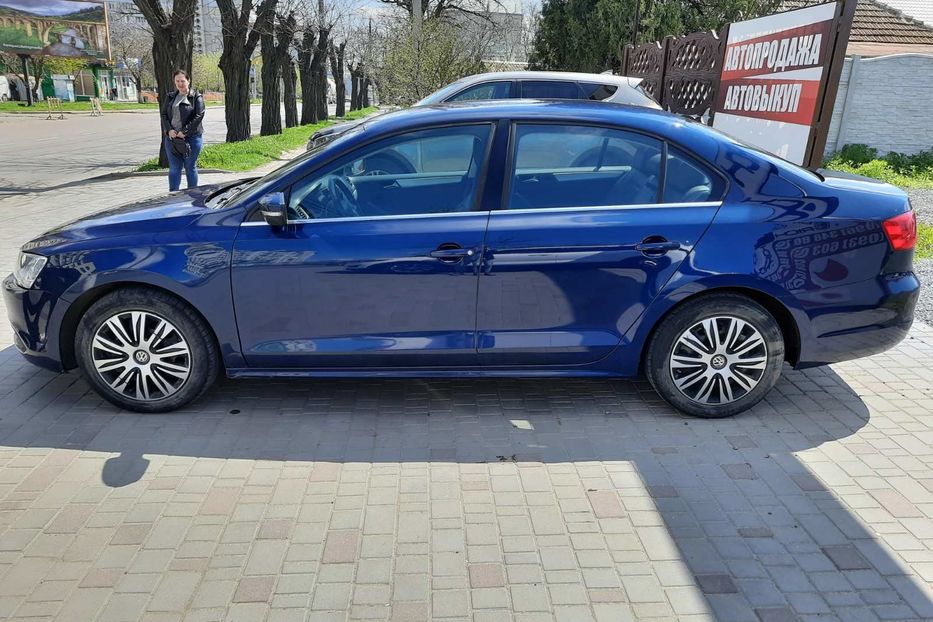 Продам Volkswagen Jetta 2.5 газ 2013 года в Николаеве