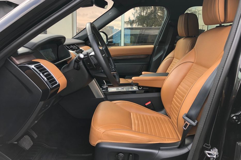 Продам Land Rover Discovery Luxury HSE 306 л.с. 2019 года в Киеве