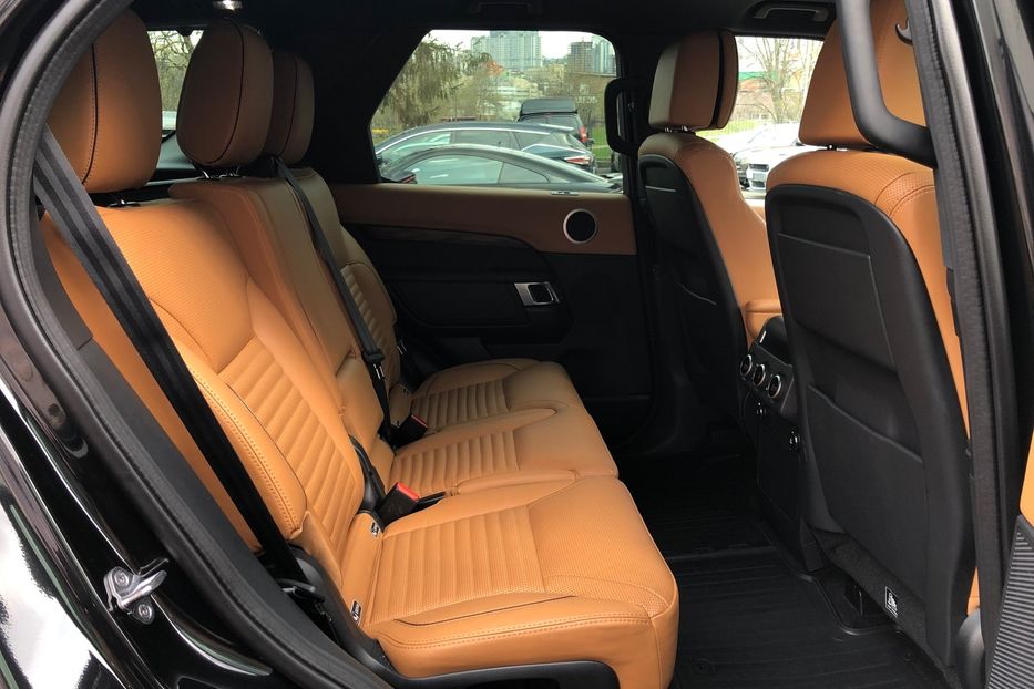 Продам Land Rover Discovery Luxury HSE 306 л.с. 2019 года в Киеве