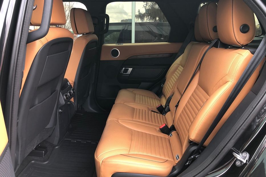 Продам Land Rover Discovery Luxury HSE 306 л.с. 2019 года в Киеве