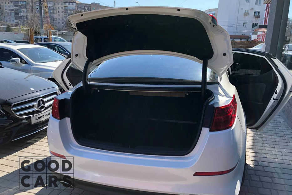 Продам Kia Optima 2015 года в Одессе
