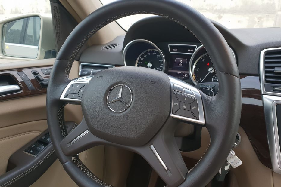 Продам Mercedes-Benz ML-Class 350 Diesel 2012 года в Киеве