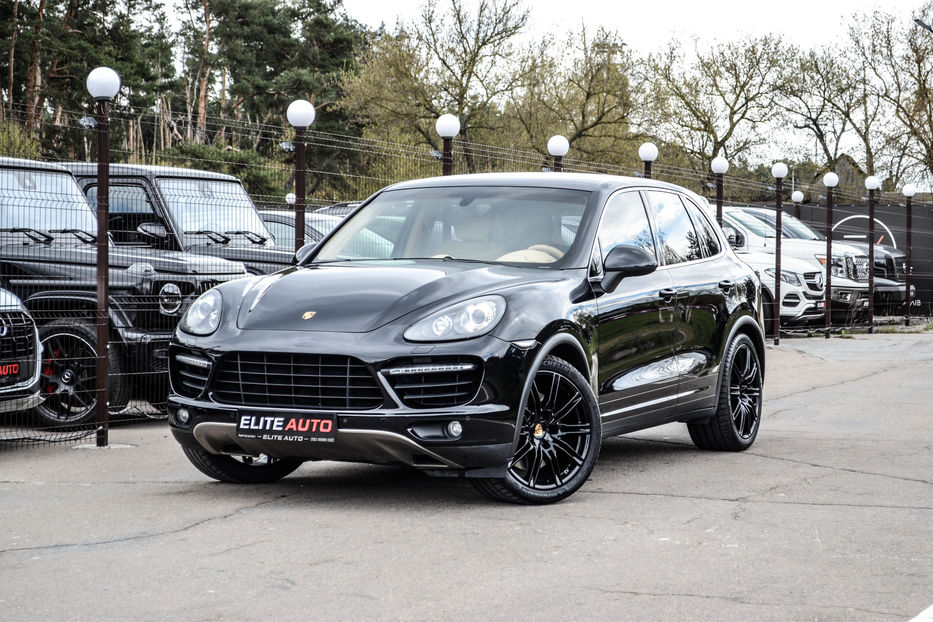 Продам Porsche Cayenne Turbo 2012 года в Киеве