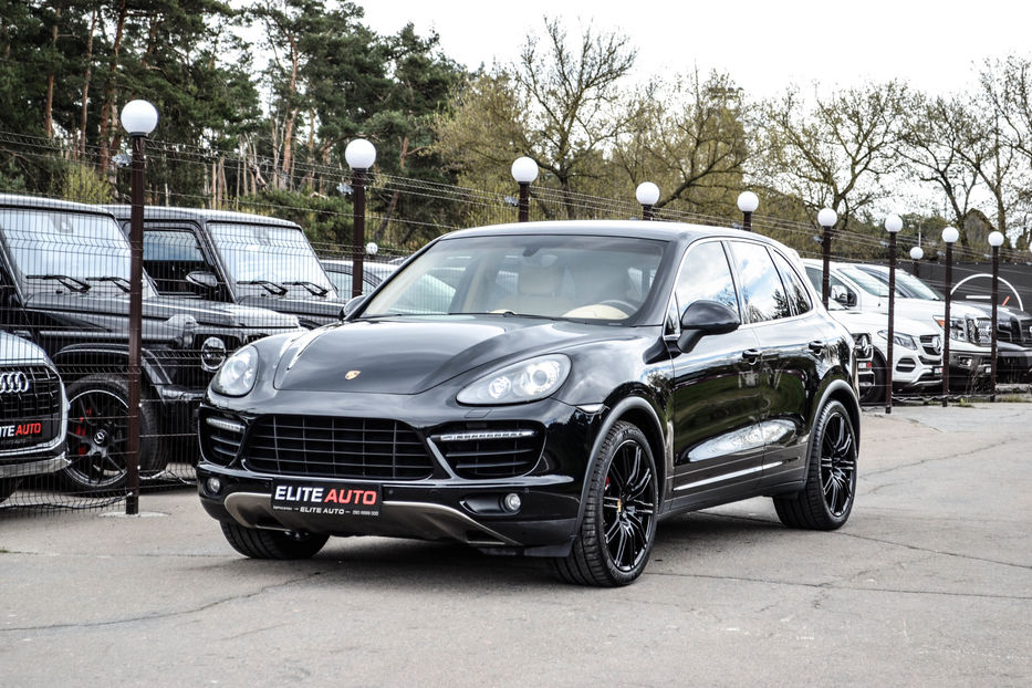 Продам Porsche Cayenne Turbo 2012 года в Киеве