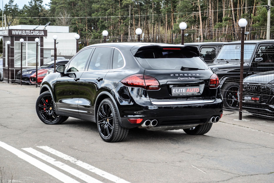 Продам Porsche Cayenne Turbo 2012 года в Киеве