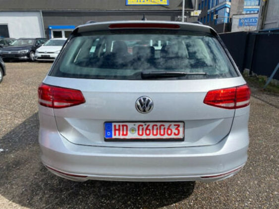 Продам Volkswagen Passat B8 2018 года в Киеве