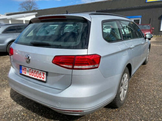 Продам Volkswagen Passat B8 2018 года в Киеве