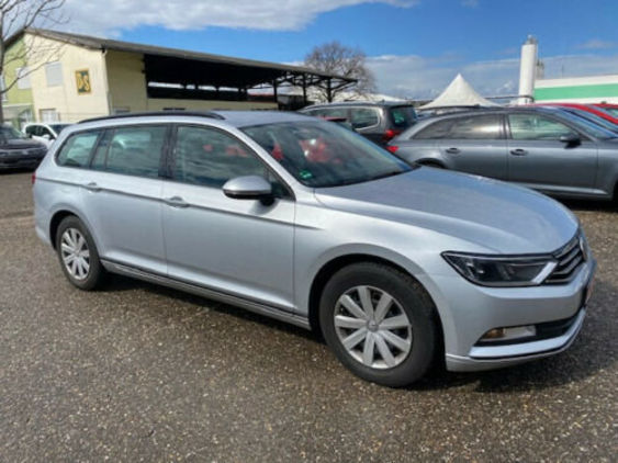 Продам Volkswagen Passat B8 2018 года в Киеве