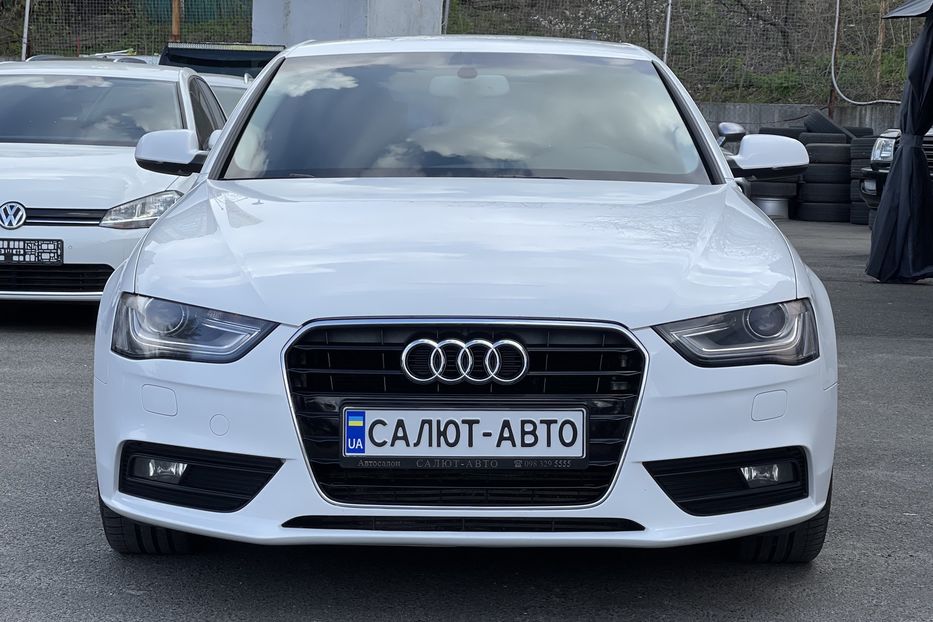 Продам Audi A4 2014 года в Киеве