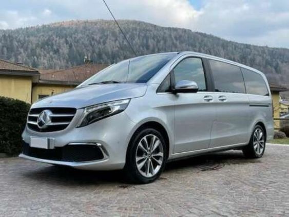 Продам Mercedes-Benz V-Class V250d Premium Long 2019 года в Киеве