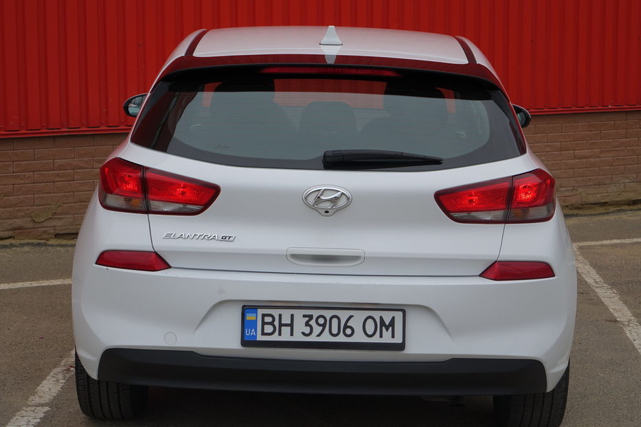 Продам Hyundai Elantra GT 2018 года в Одессе