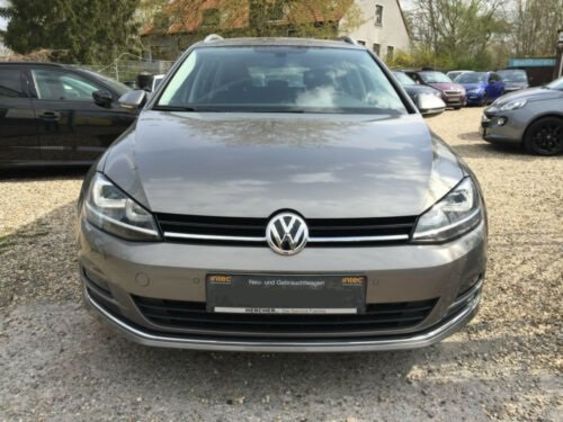 Продам Volkswagen Golf VII 2017 года в Киеве