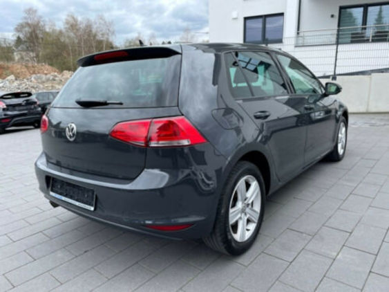 Продам Volkswagen Golf VII Golf 1.6 TDI 2017 года в Киеве