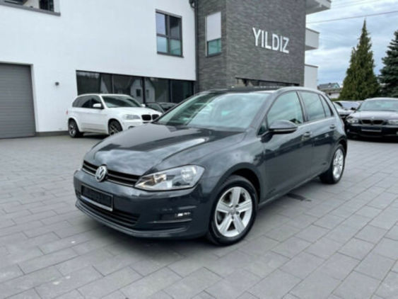 Продам Volkswagen Golf VII Golf 1.6 TDI 2017 года в Киеве