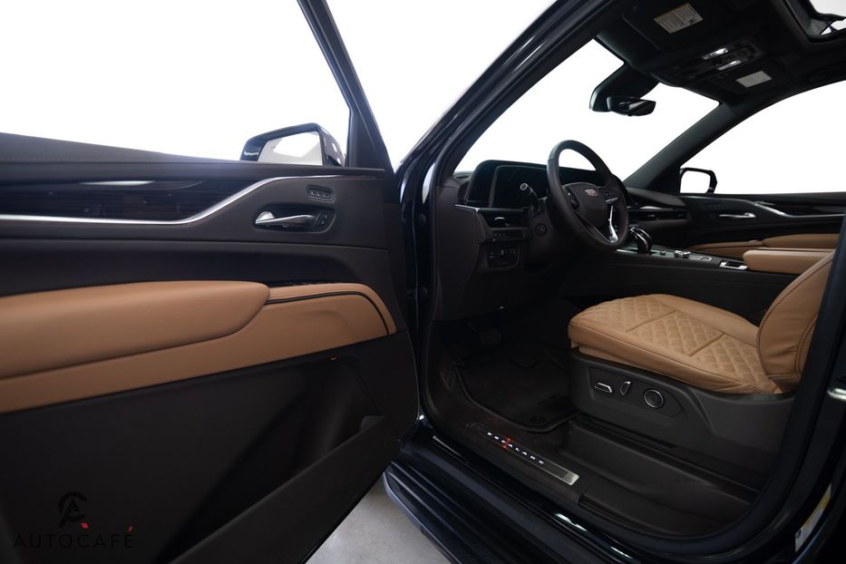 Продам Cadillac Escalade ESV Premium Luxury Platinum 2021 года в Киеве