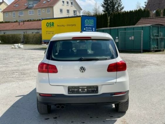 Продам Volkswagen Tiguan 2.0 TDI 4Motion 2013 года в Киеве