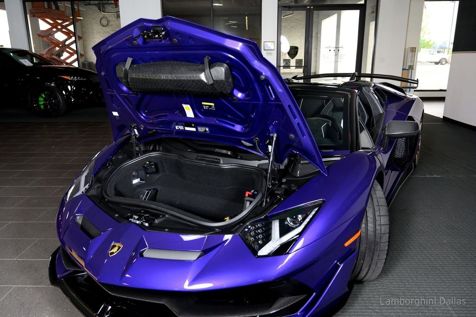 Продам Lamborghini Aventador SVJ 2021 года в Киеве