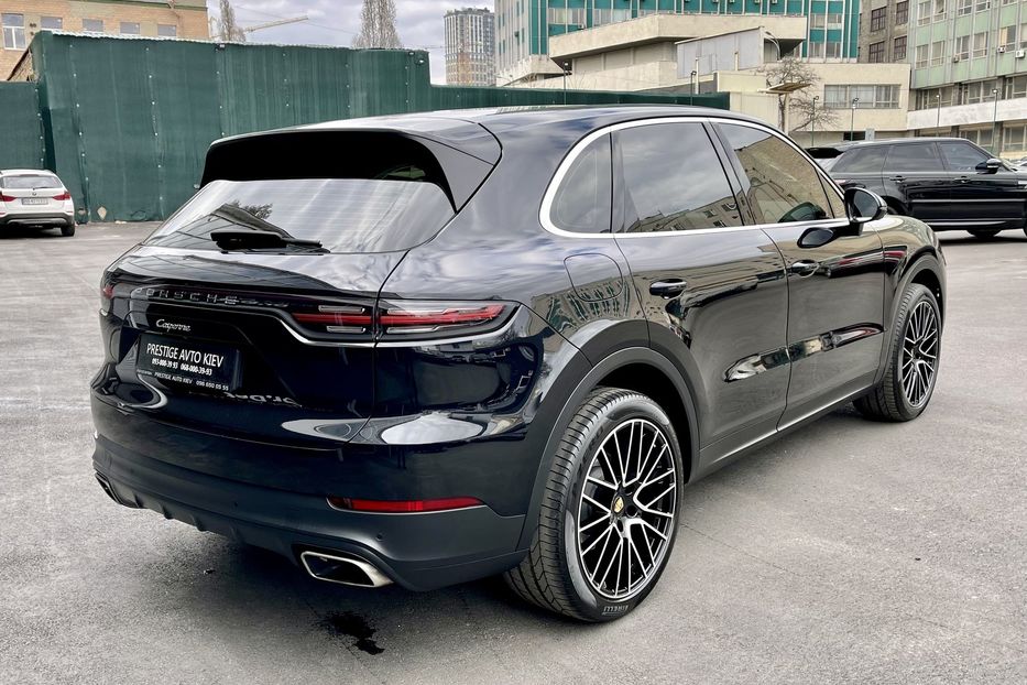 Продам Porsche Cayenne 2018 года в Киеве