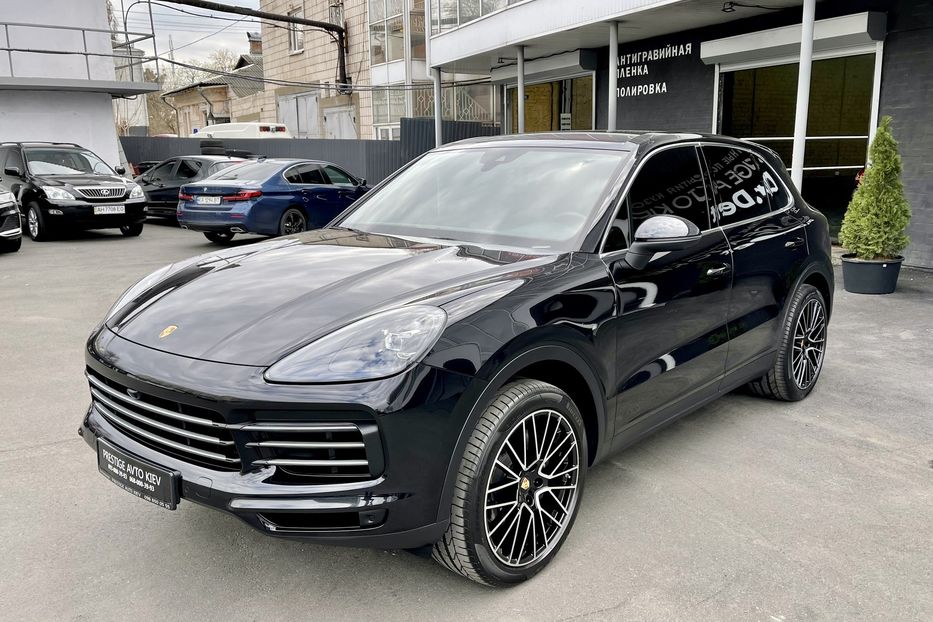 Продам Porsche Cayenne 2018 года в Киеве