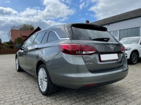 Продам Opel Astra K Sport 2017 года в Киеве