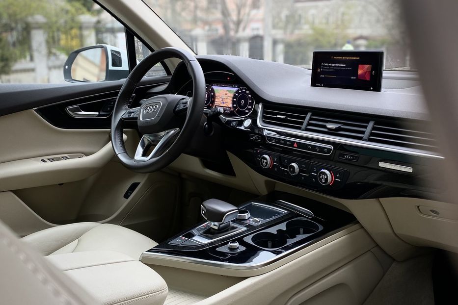 Продам Audi Q7 PREMIUM PLUS 2019 года в Черновцах
