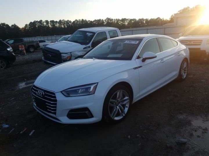Продам Audi A5 PREMIUM quatro  2019 года в Киеве