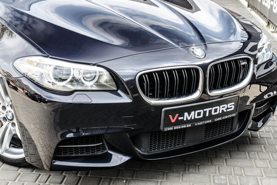 Продам BMW 550 d Touring 2012 года в Киеве