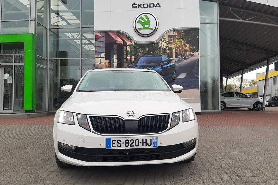 Продам Skoda Octavia A7 Automat В РІДНІЙ ФАРБІ в Львів 2018 года в Львове