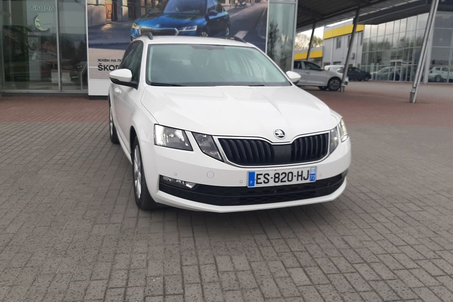 Продам Skoda Octavia A7 Automat В РІДНІЙ ФАРБІ в Львів 2018 года в Львове