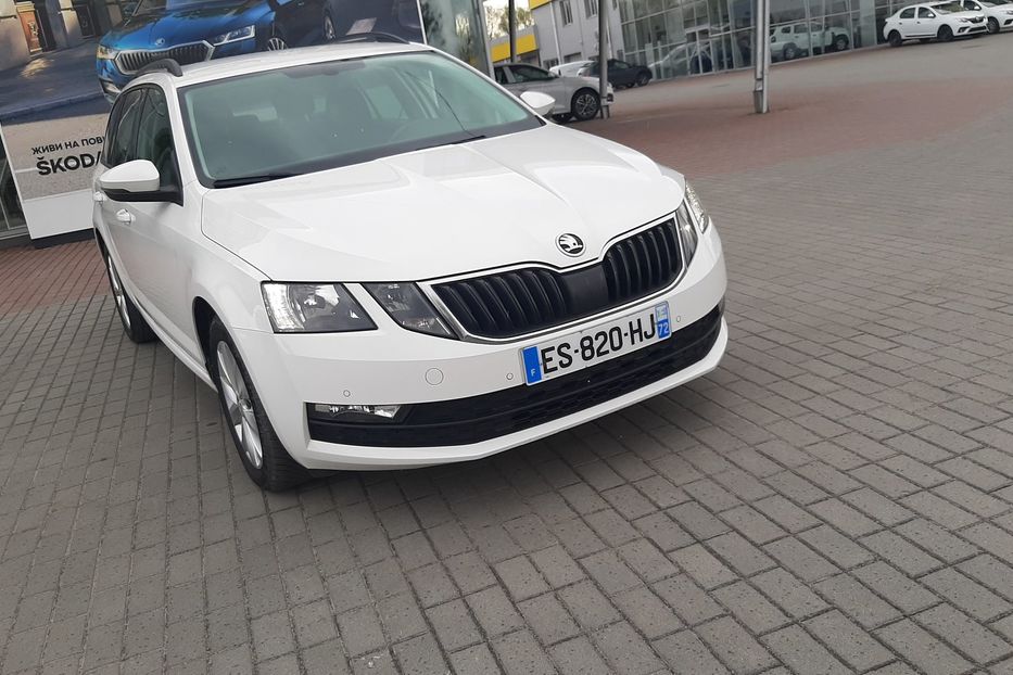 Продам Skoda Octavia A7 Automat В РІДНІЙ ФАРБІ в Львів 2018 года в Львове