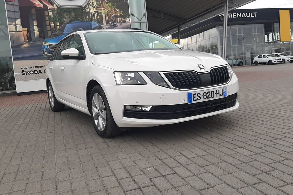 Продам Skoda Octavia A7 Automat В РІДНІЙ ФАРБІ в Львів 2018 года в Львове