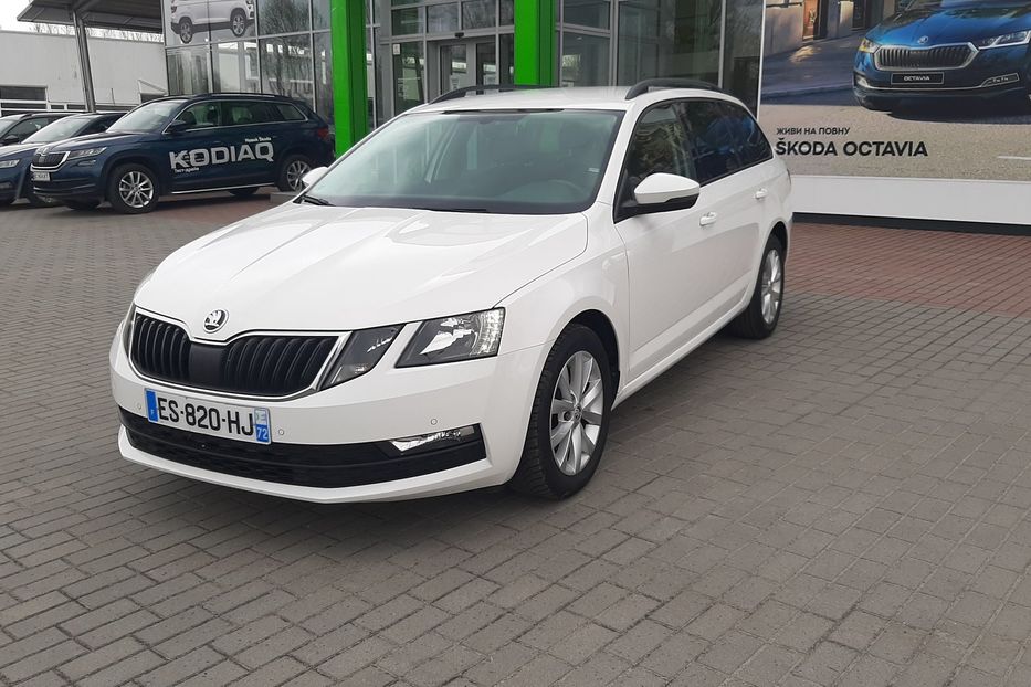 Продам Skoda Octavia A7 Automat В РІДНІЙ ФАРБІ в Львів 2018 года в Львове